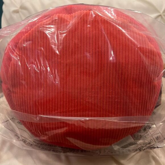 Disney Minnie Mouse Strawberry Cupcake Munchlings Scented Plush Treats 16” NWT - Picture 7 of 9